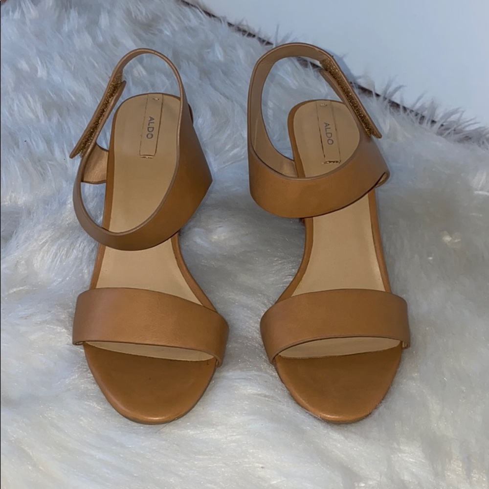 Aldo Sandals
